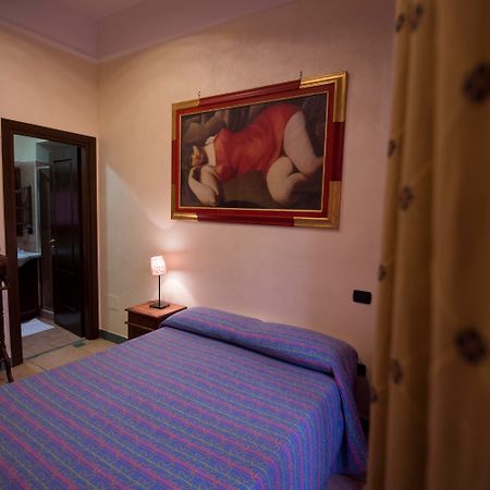 Schilizzi Hotel Napoli Bagian luar foto