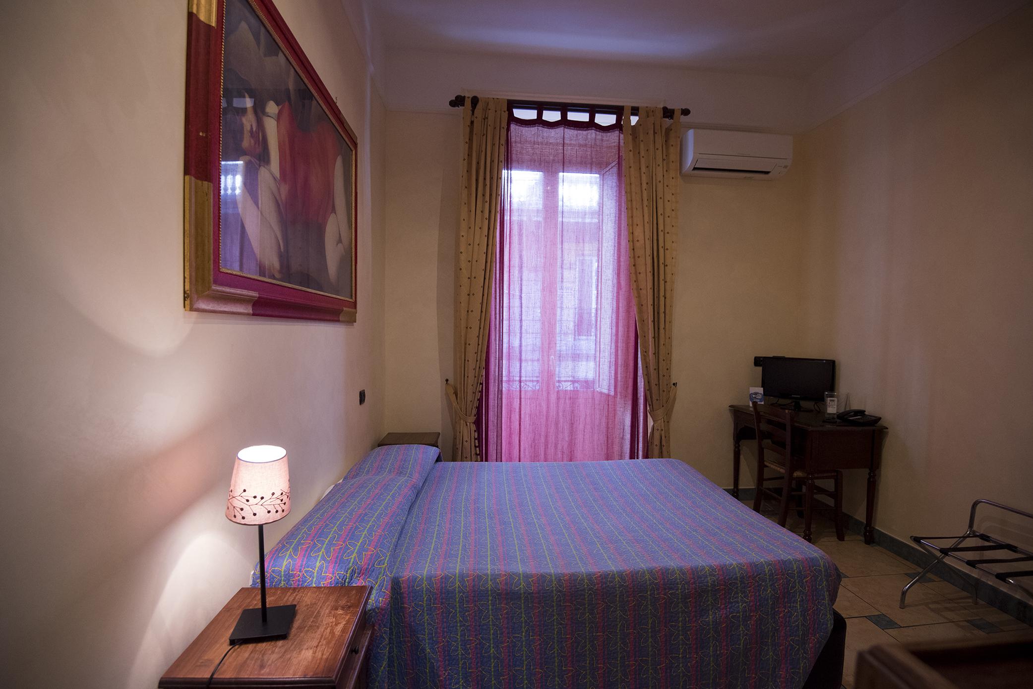 Schilizzi Hotel Napoli Bagian luar foto