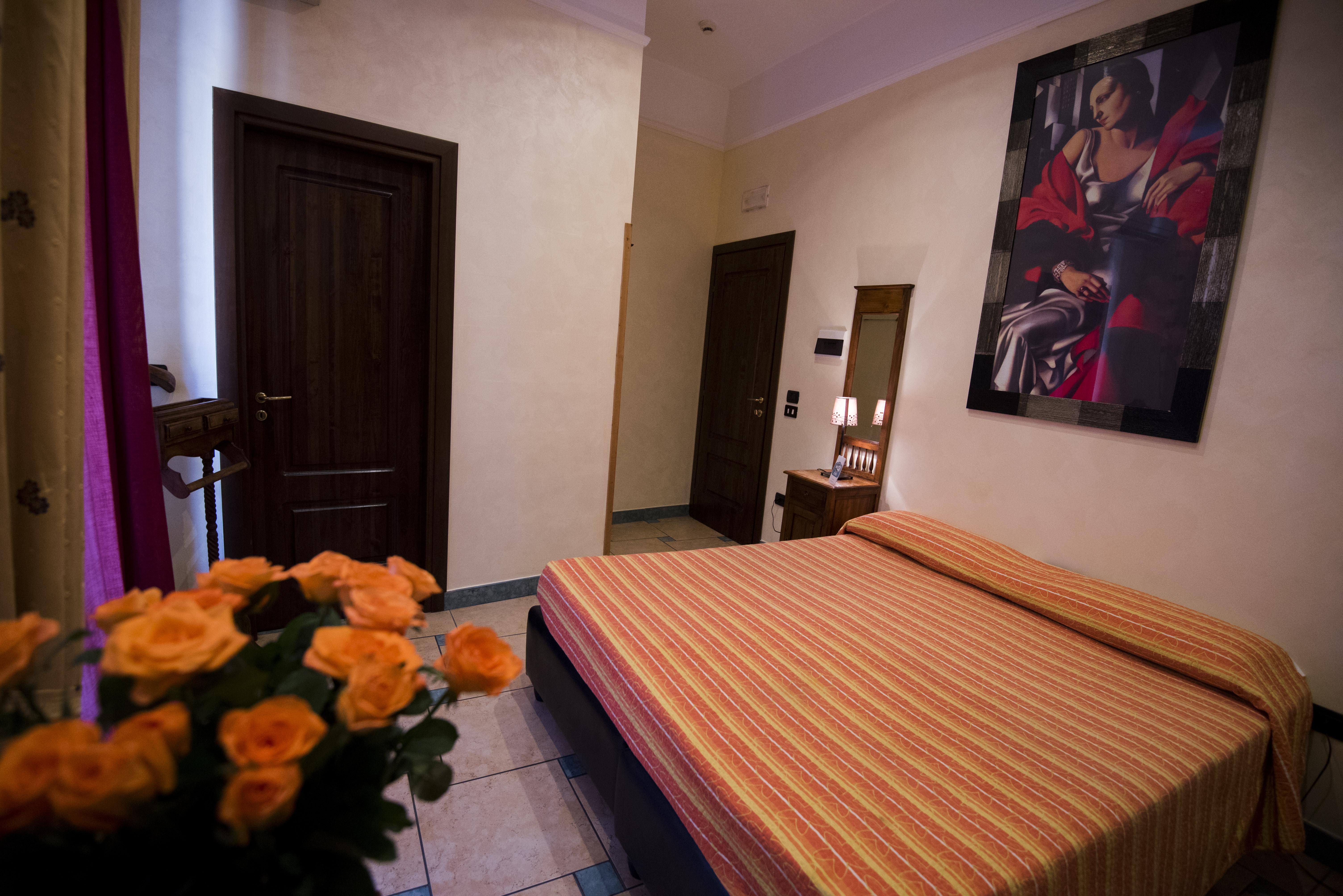 Schilizzi Hotel Napoli Bagian luar foto