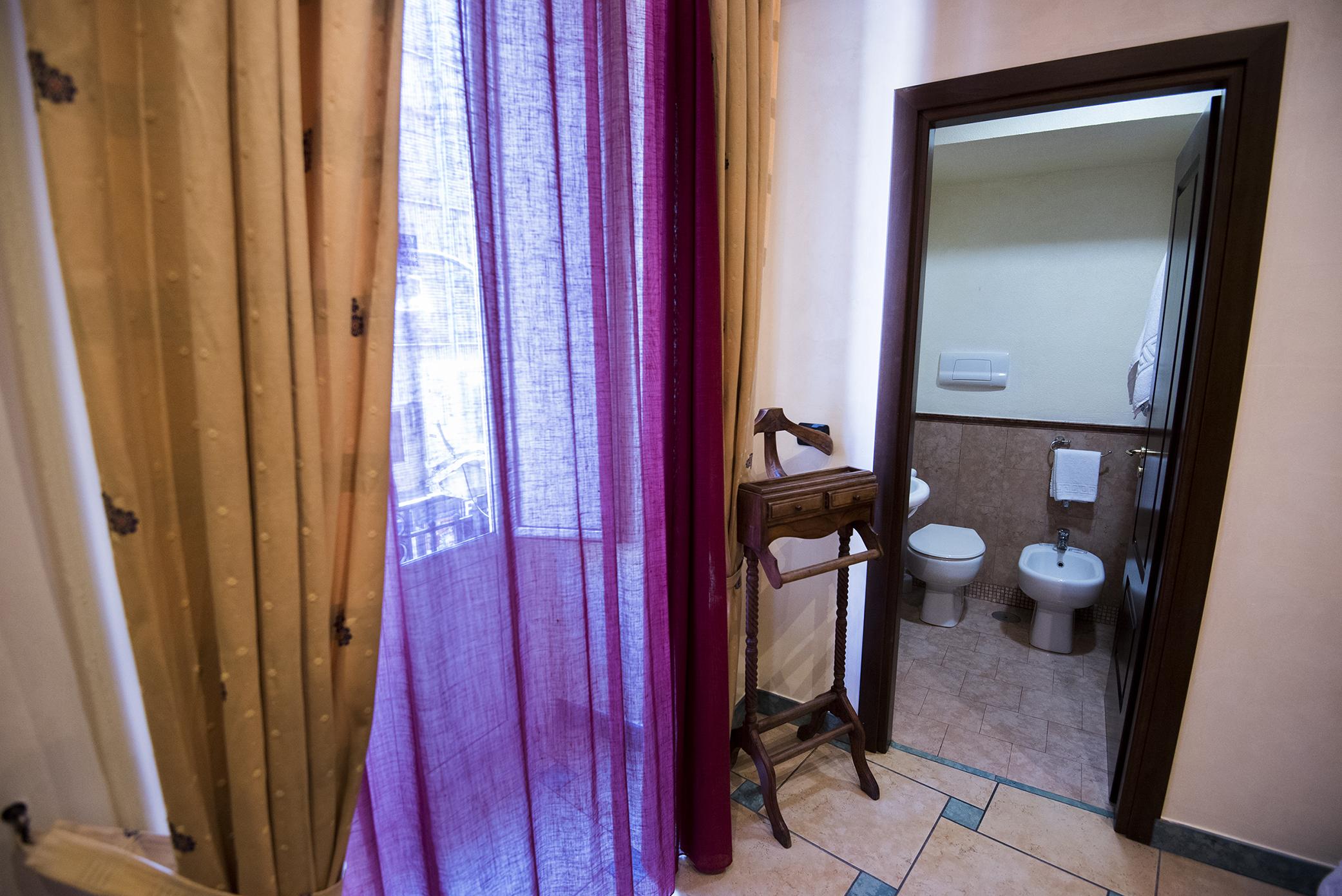 Schilizzi Hotel Napoli Bagian luar foto