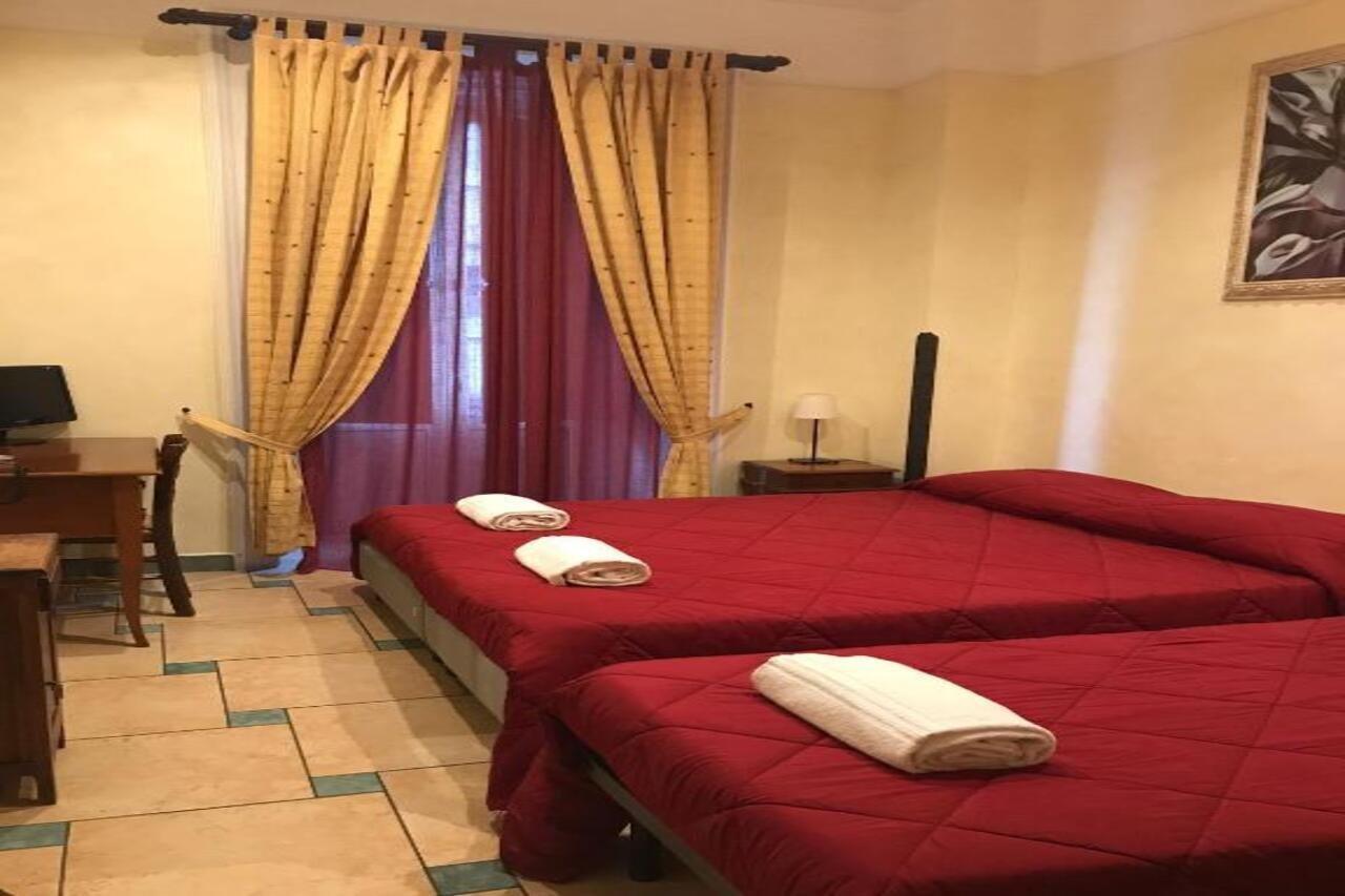 Schilizzi Hotel Napoli Bagian luar foto
