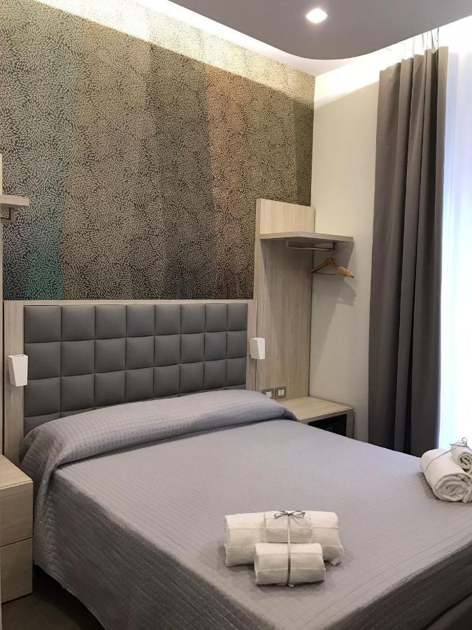 Schilizzi Hotel Napoli Bagian luar foto