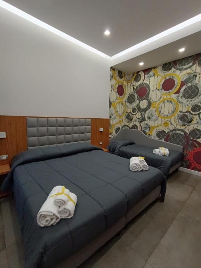 Schilizzi Hotel Napoli Bagian luar foto
