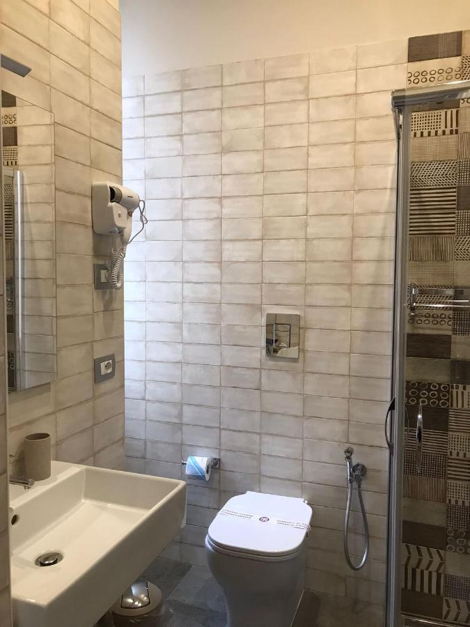 Schilizzi Hotel Napoli Bagian luar foto