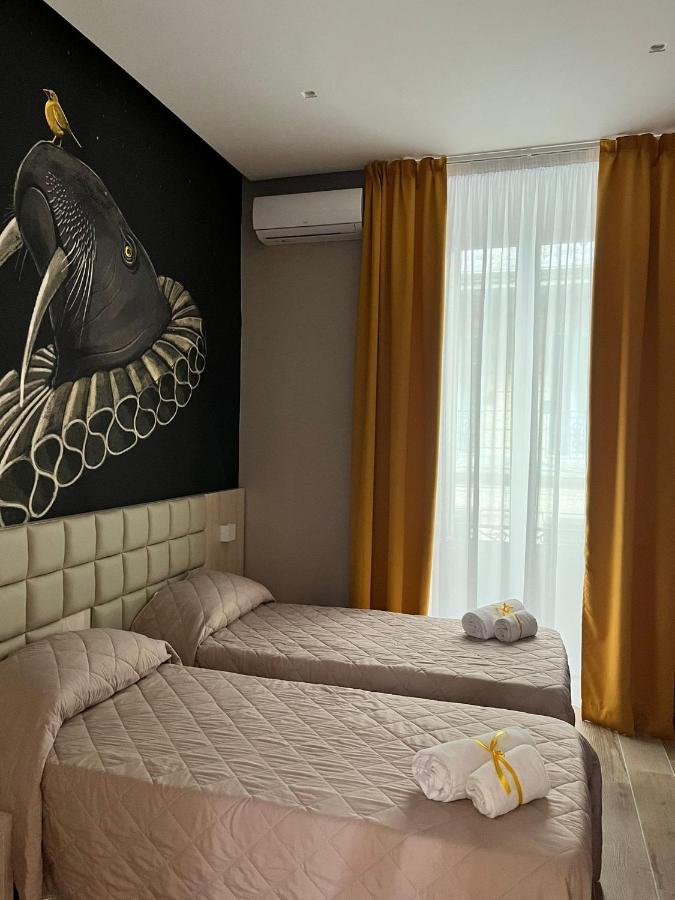 Schilizzi Hotel Napoli Bagian luar foto